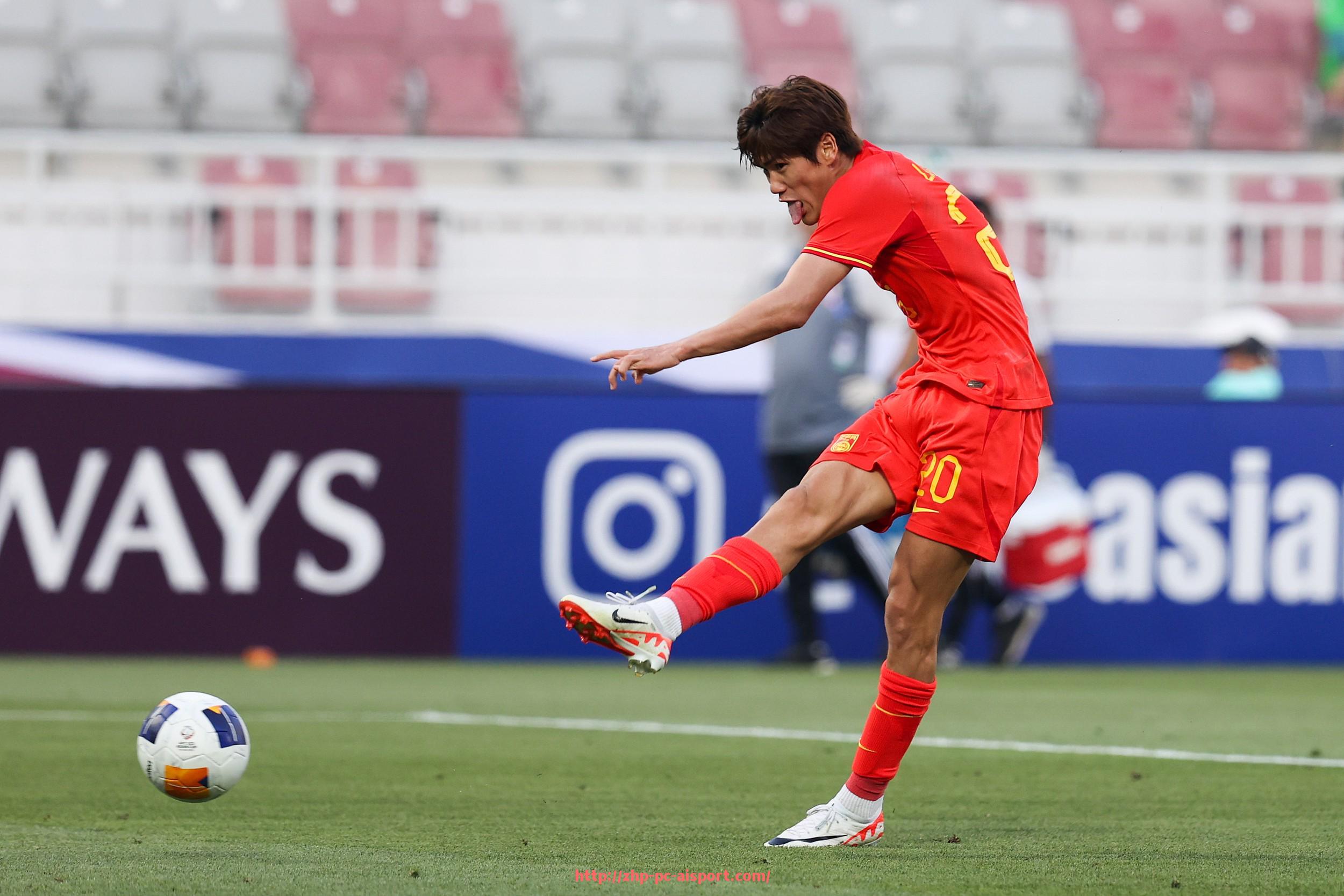 爱体育-世俱杯替补球员关键时刻表现与调度策略